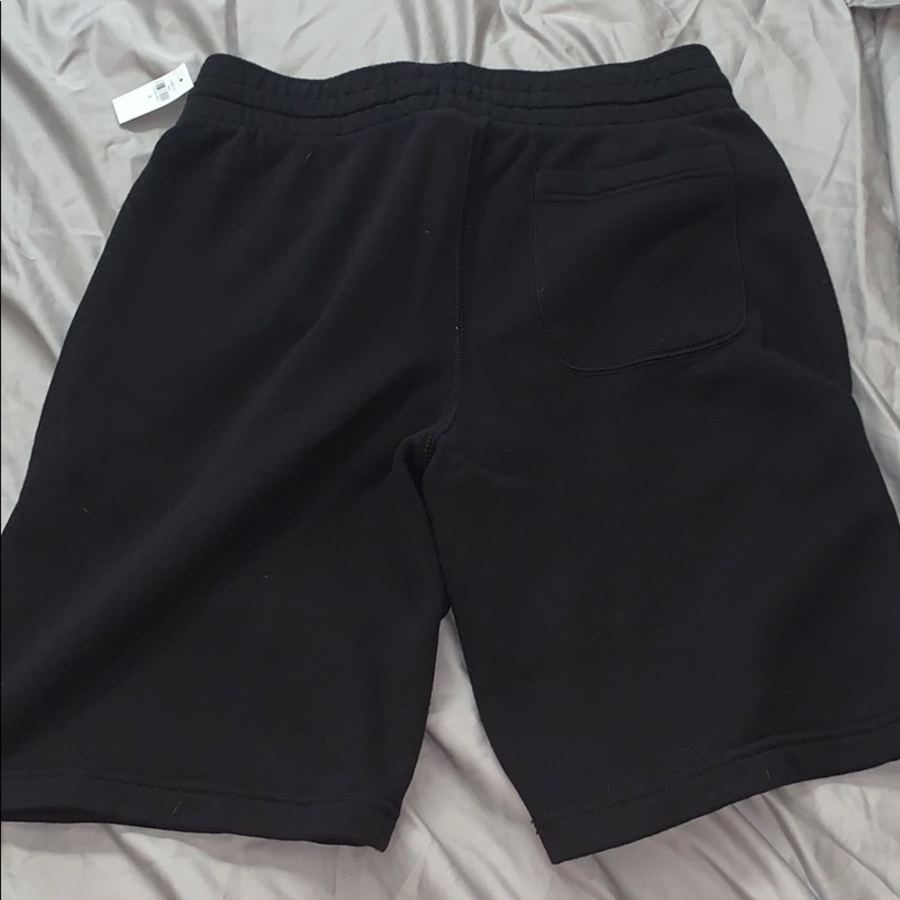 Old Navy sweat shorts - Picture 3 of 3